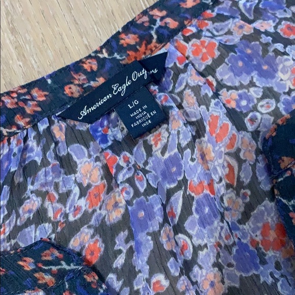 Top - Picture 2 of 2